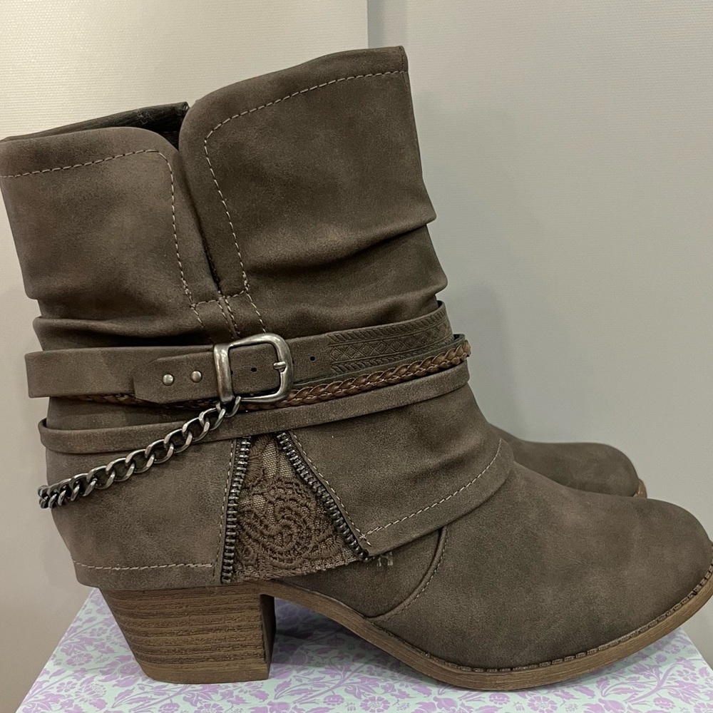 Jellypop Taupe Ankle Booties with Chain Detail